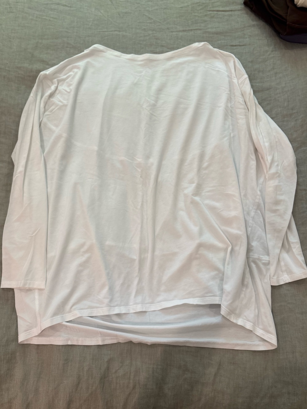 Lululemon Back in Action Long Sleeve Shirt - Picture 2 of 3
